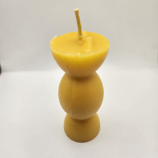 SAVAGE BEE-CHES® Curvy Candle