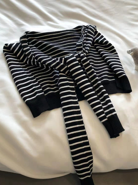 Striped Contrast Knit Wrap