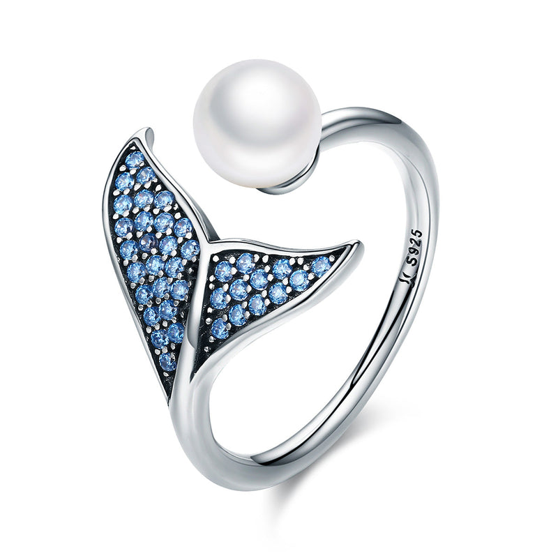 Bids.com S925 Sterling Silver Ring with Unique Design Rings