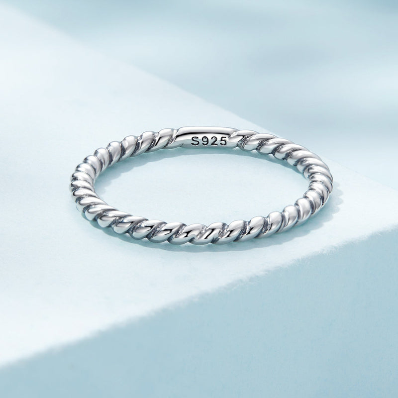 Bids.com 925 Sterling Silver Oxidized Ring Size 6.0 for Women Rings