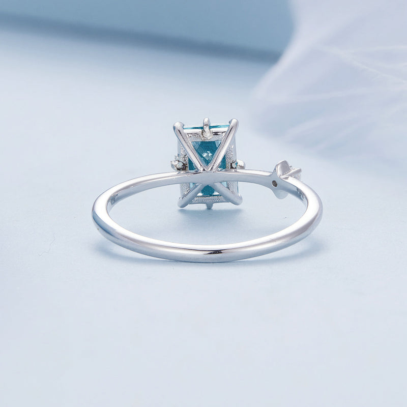 Bids.com 925 Sterling Silver 1.40mm Width CZ & Glass Ring Size 6 for Women Rings