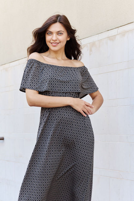 E Luna My Best Angle Geometric Pattern Off The Shoulder Midi Dress in Black