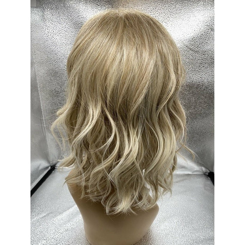 VIP Extensions EDITOR'S PICK - wig by Raquel Welch RW Synthetic Wig