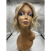 VIP Extensions EDITOR'S PICK - wig by Raquel Welch RW Synthetic Wig