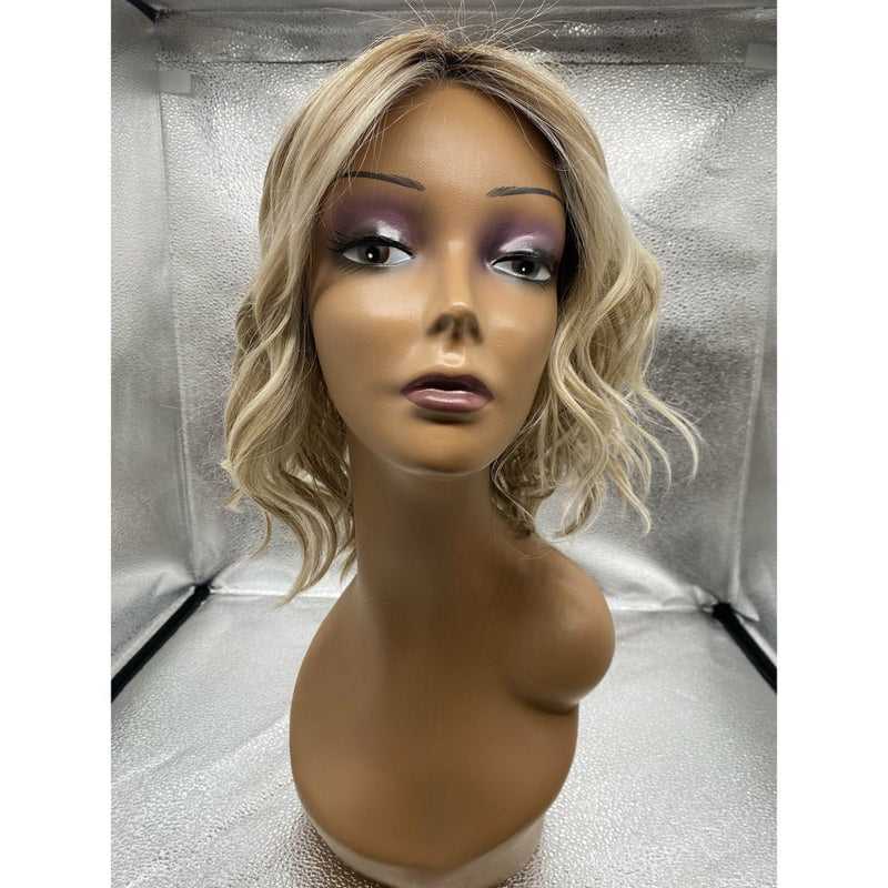 VIP Extensions EDITOR'S PICK - wig by Raquel Welch RW Synthetic Wig