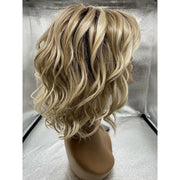 VIP Extensions EDITOR'S PICK - wig by Raquel Welch RW Synthetic Wig