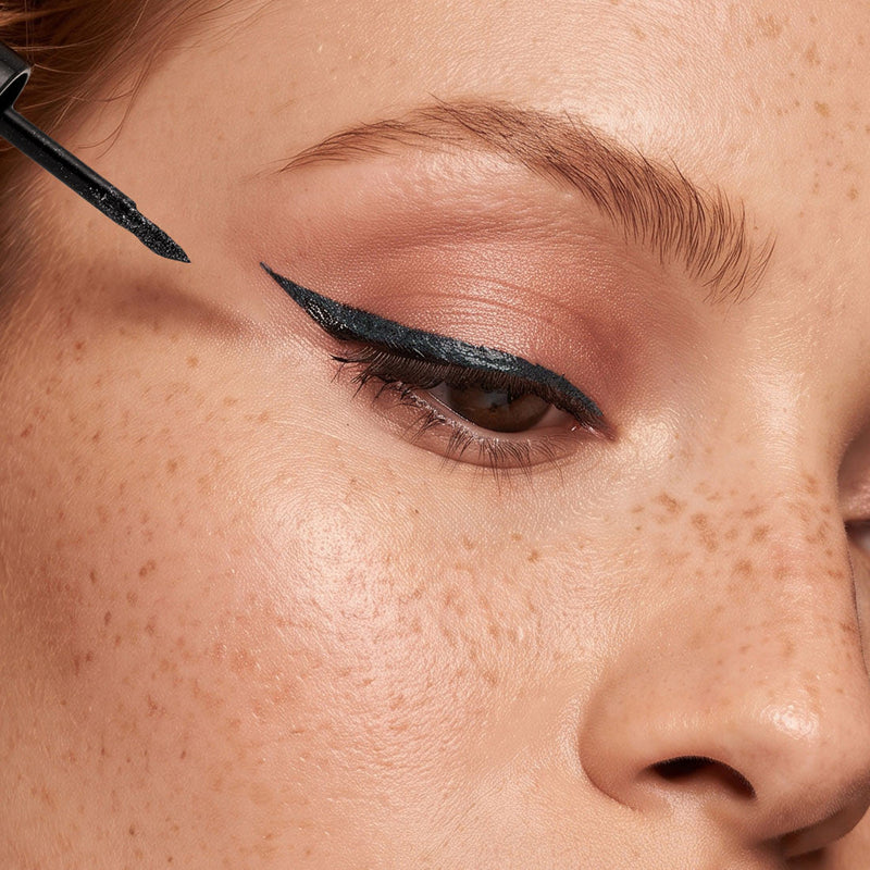 Palladio LIQUID EYELINER Eyeliner Tan Black ELLS260,Black Brown ELLS261,Lavender ELLS262,Bronze ELLS265,Midnight ELLS270,Emerald Isle ELLS271,Black Shimmer ELLS274,Aquamarine ELLS275