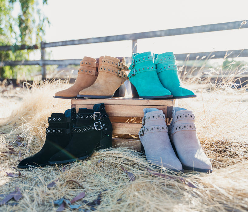 Leather Ankle Boot in Teal