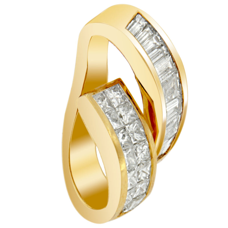 Bids.com 14K Yellow Gold 1 5/8 cttw Princess and Baguette Cut Diamond Fashion Pendant Necklace (G-H, VS2-SI1) Necklaces