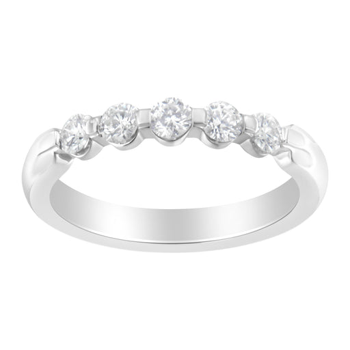 Bids.com 14K White Gold 1/2 cttw Diamond 5-Stone Band Ring (H-I Clarity, SI2-I1 Color) - Size 7 Rings