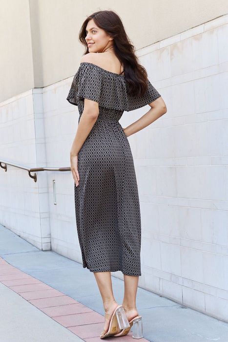 E Luna My Best Angle Geometric Pattern Off The Shoulder Midi Dress in Black