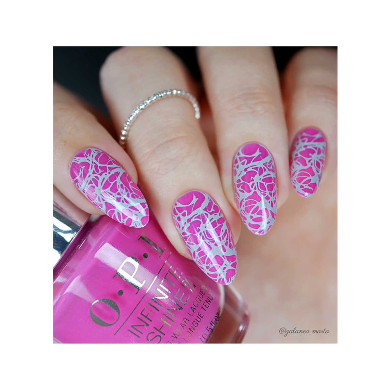 UberChic Beauty Fluid Movement - Liquid Textures Stamping Plate