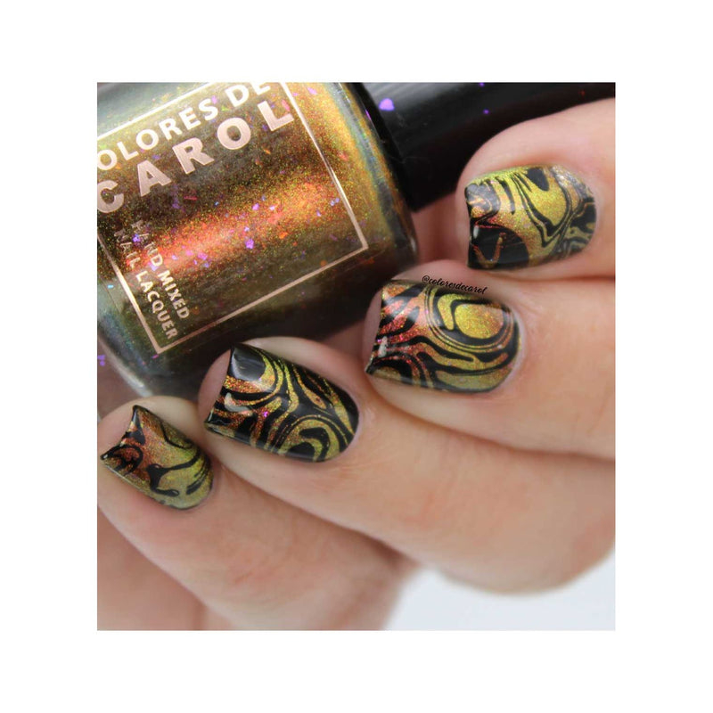 UberChic Beauty Fluid Movement - Liquid Textures Stamping Plate