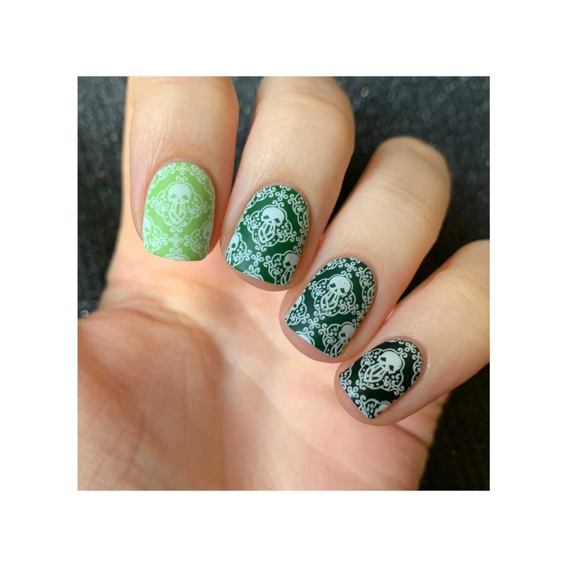 UberChic Beauty Halloween-06 Stamping Plate