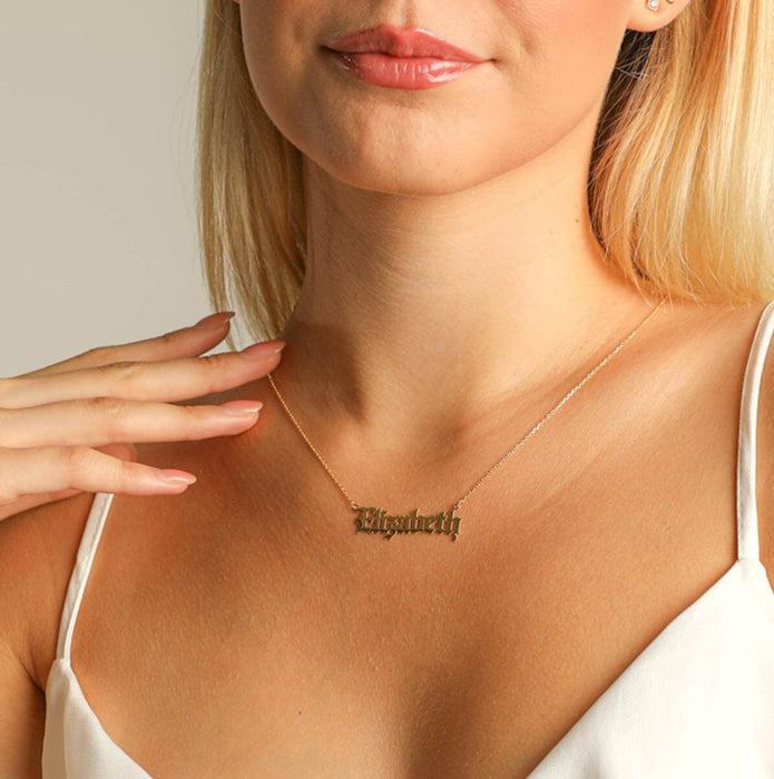 Name Necklace in 14k White Gold