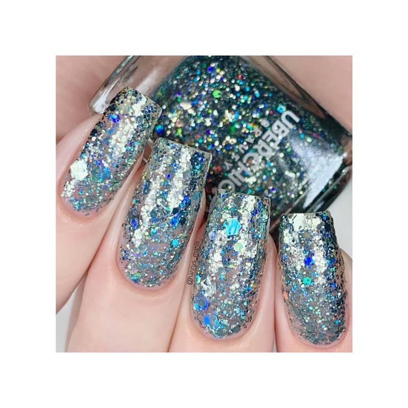 UberChic Beauty Deck The Halls In Holo - Holographic Polish Regular Polish