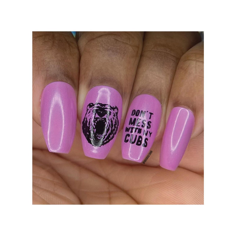 UberChic Beauty Mom Mode Stamping Plate