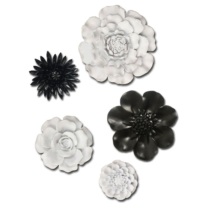 Shopbobbys Premius 5-Piece 3D Resin Floral Wall Decor, Black And White