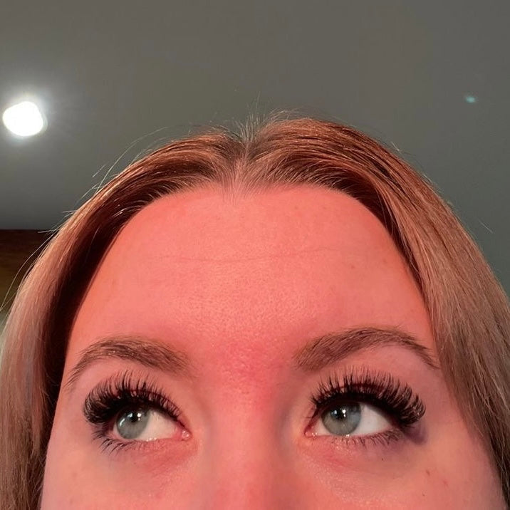 Pink Purée Daisy Strip Lashes