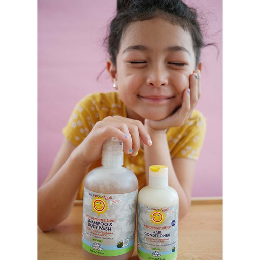 California Baby (No Fragrance) Kids #SuperSensitive™ Shampoo + Conditioner Bundle Kids