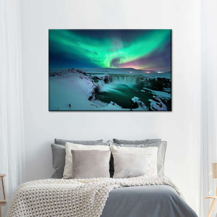 Green Aurora Borealis Wall Art