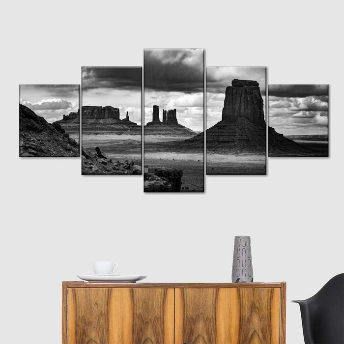 BW Monument Valley National Park Wall Art