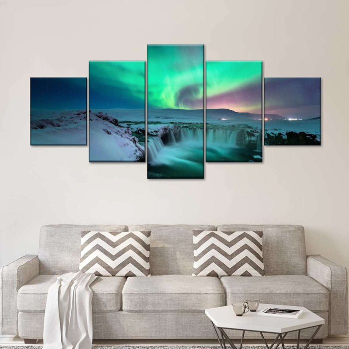 Green Aurora Borealis Wall Art