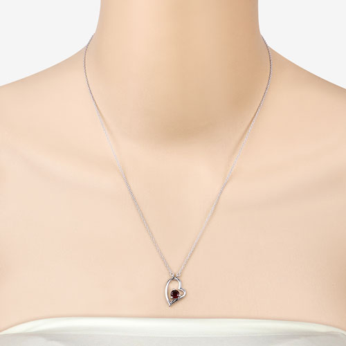 Bids.com 0.60 Carat Genuine Garnet .925 Sterling Silver Necklace Necklaces