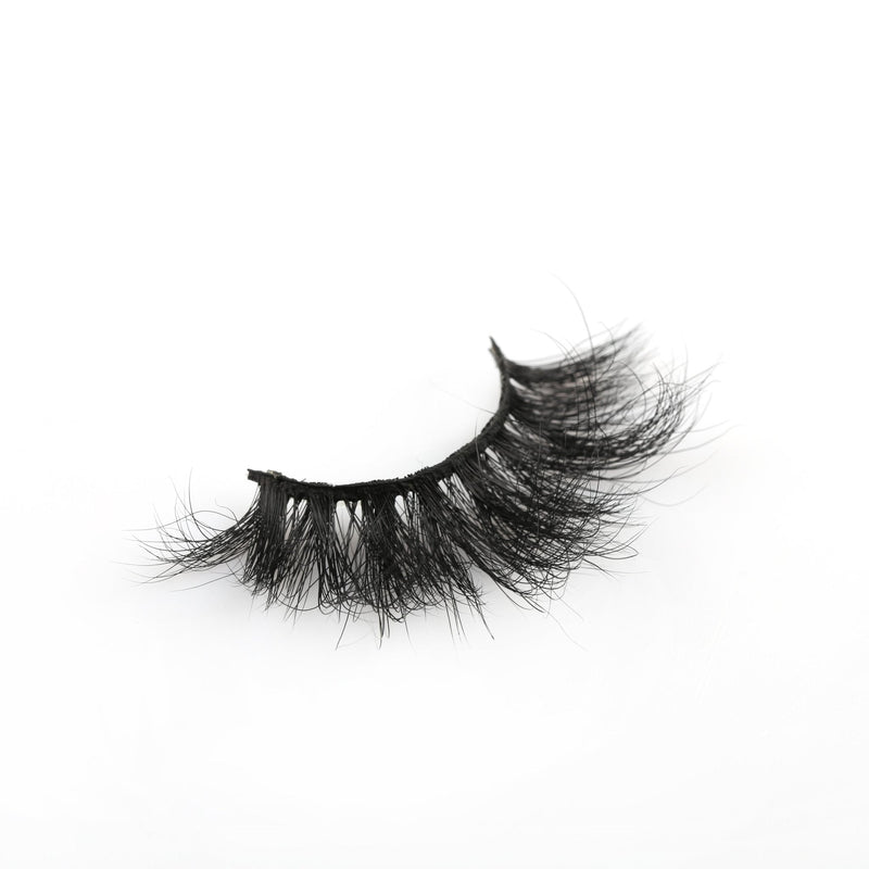 VIP Extensions VIP Long Dramatic Mink Lashes Strip Lashes White Smoke 121
