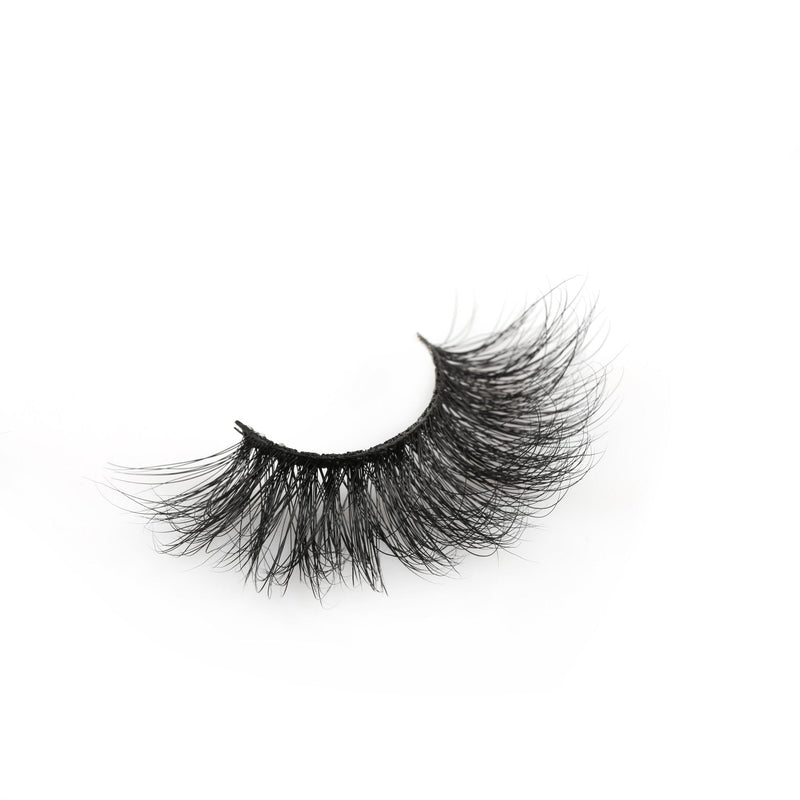 VIP Extensions VIP Long Dramatic Mink Lashes Strip Lashes White Smoke 100
