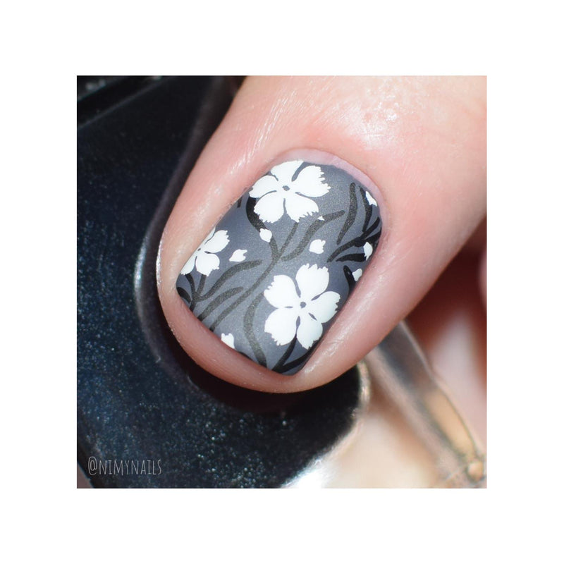 UberChic Beauty Floral Embrace Stamping Plate