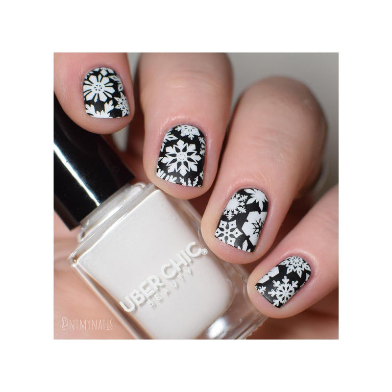 UberChic Beauty Let It Snow Stamping Plate