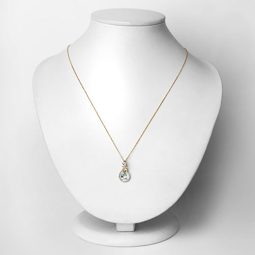 Bids.com 0.76 Carat Genuine Aquamarine and White Diamond 14K Yellow Gold Pendant Pendants