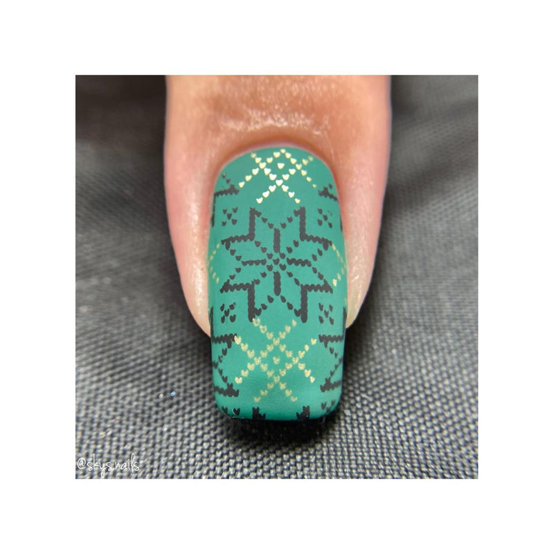 UberChic Beauty The Ultimate DIY Sweater Stamping Plate