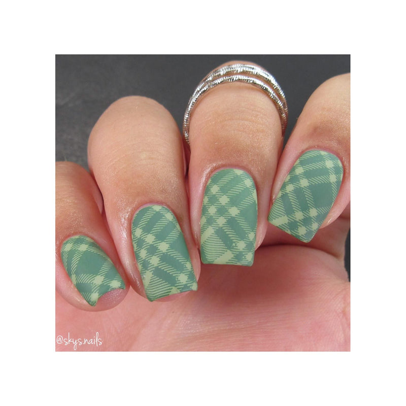 UberChic Beauty Pretty In Plaid-04 Stamping Plate