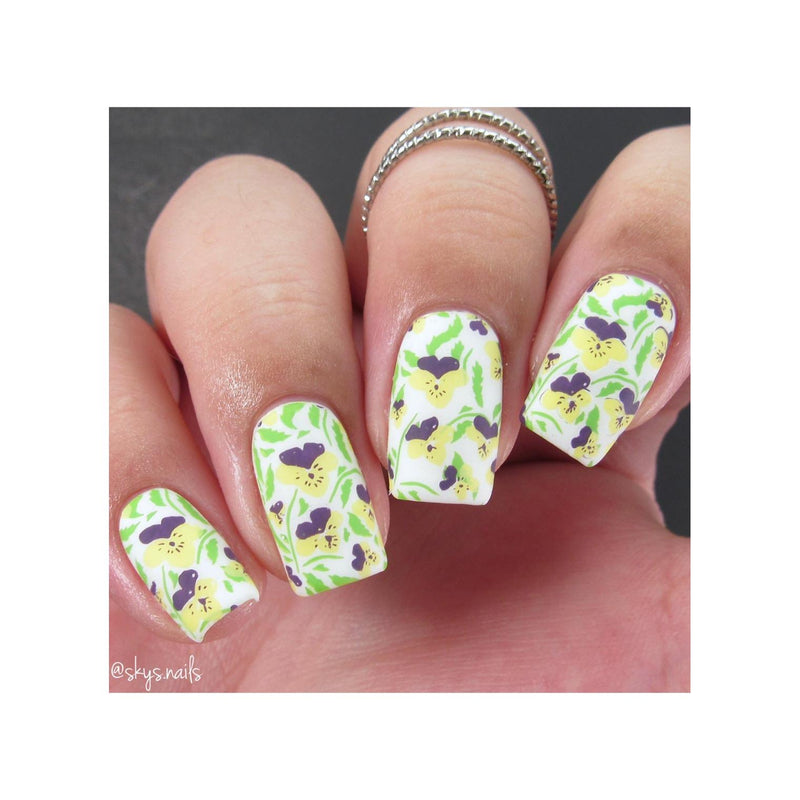 UberChic Beauty Floral Embrace Stamping Plate