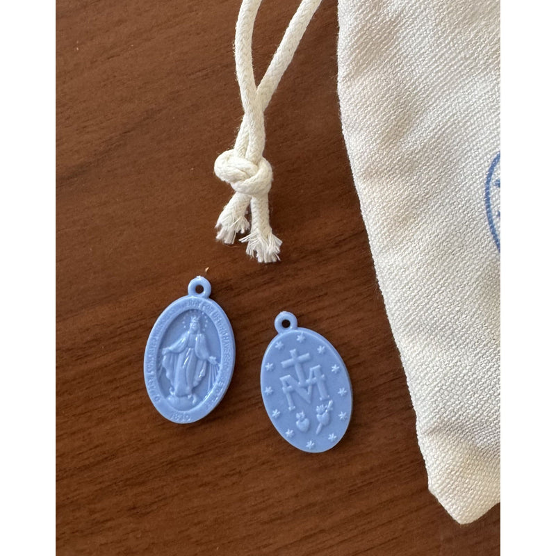 Be A Heart Be A Heart Plastic Miraculous Medals - Pack of 25