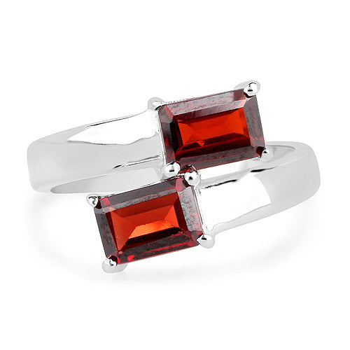 Bids.com 2.40 Carat Genuine  Garnet .925 Sterling Silver Ring Rings