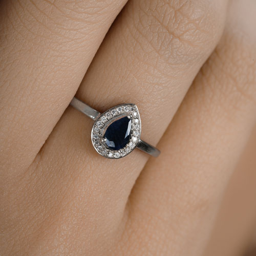 Bids.com 0.48 Carat Genuine Blue Sapphire and White Diamond 14K White Gold Ring Rings
