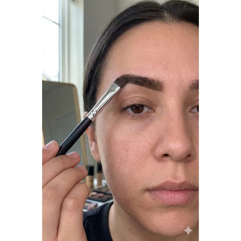 ANGLED LINER/BROW EYEBROW BRUSH