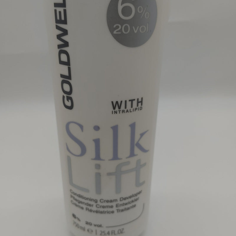 VIP Extensions Silk Lift Conditioning Cream Developer - 6% / 20 Volume 25.4 oz Hair Care