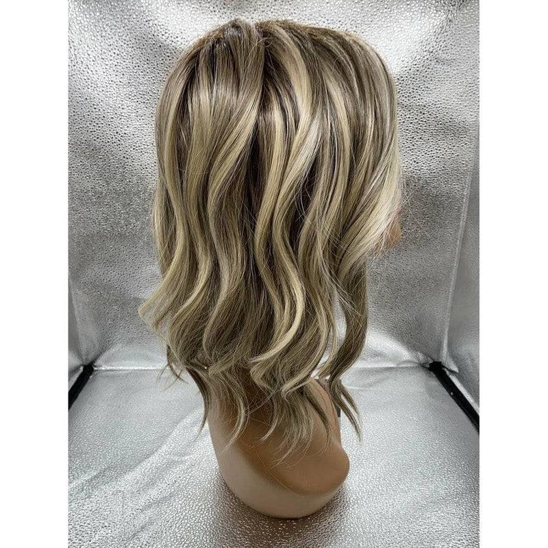 VIP Extensions SIMMER Elite - Wig By Raquel Welch RW lace front wig