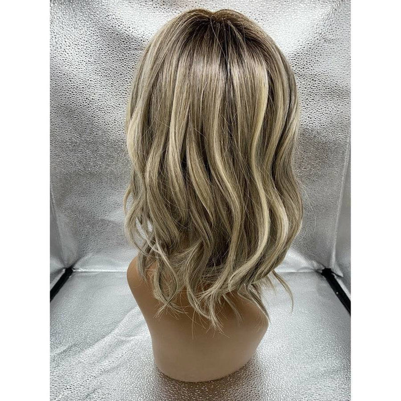VIP Extensions SIMMER Elite - Wig By Raquel Welch RW lace front wig