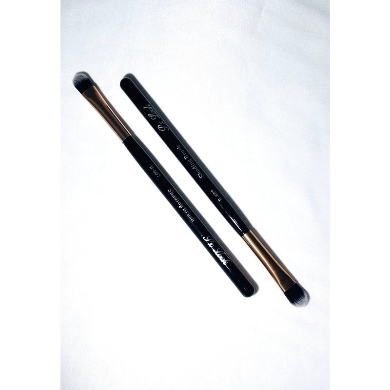 Prolux Cosmetics Shading Brush brush