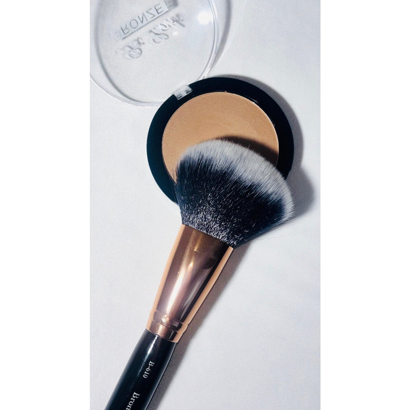 Prolux Cosmetics Bronzer Brush brush
