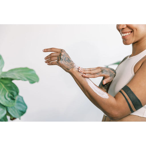 Una Biologicals® Amber Patchouli Body Butter | Natural Body Lotion | Una Biologicals Body Butter