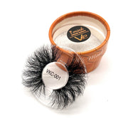 VIP Extensions VIP Kinky Curl Lashes Strip Lashes White Smoke 1