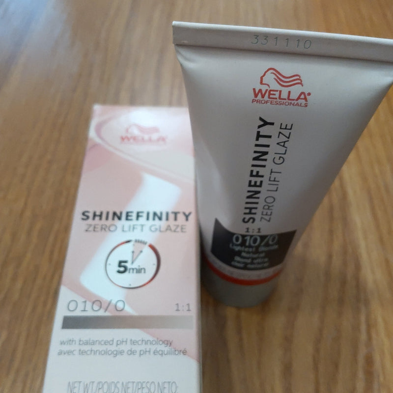VIP Extensions wella shinefinity zero lift glaze 2 oz color 06/0 Hair Care