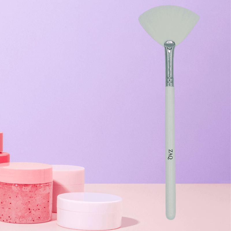 ZAQ Skin & Body Fan Brush with Wood Handle, Copper Ferrule - Synthetic Bristles