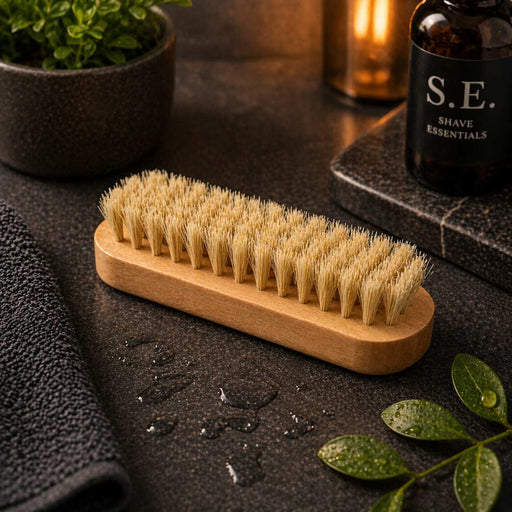 Shave Essentials Wooden Nail Brush Shower Sponges, Brushes & Scrubs